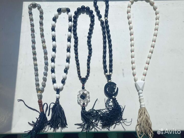 Бусы в авто ручного изготовления