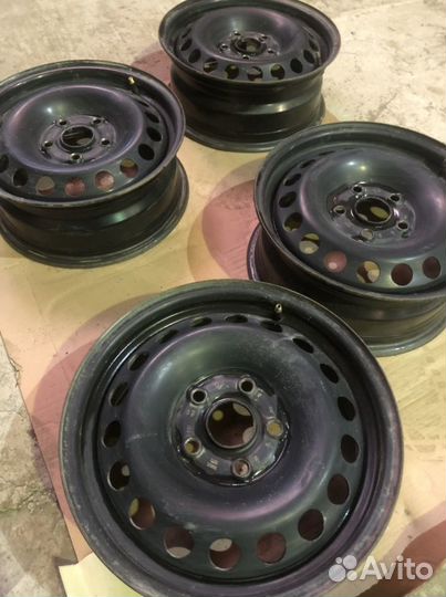 Диски R15 (5x115) VAG