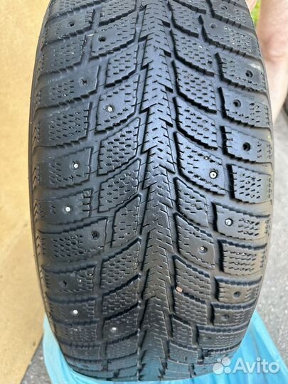 Nokian Tyres Hakkapeliitta 2 235/60 R16 100