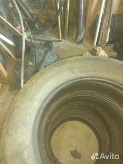 Goodyear Vector 4Seasons 215/60 R16