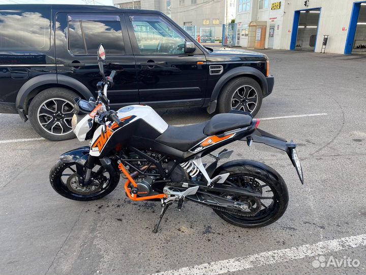 Ktm duke 200