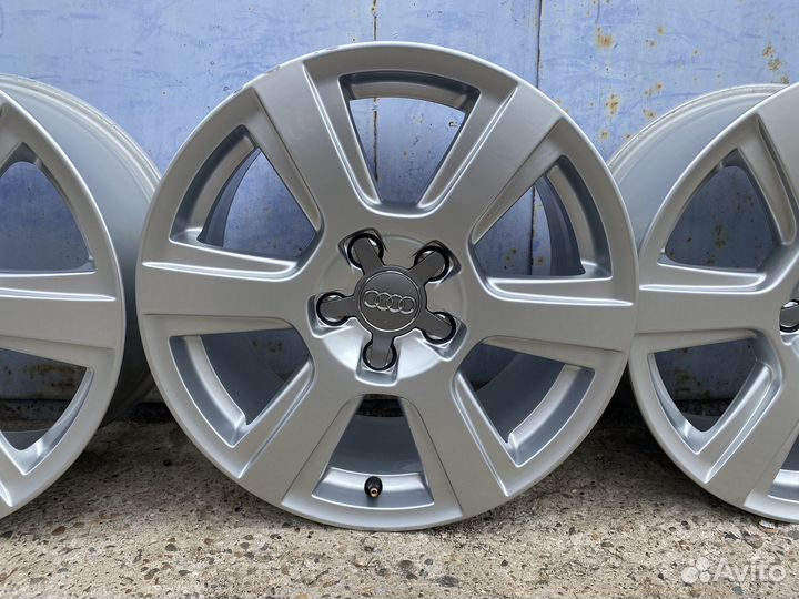 Оригинальные литые диски R17 5x112 Audi