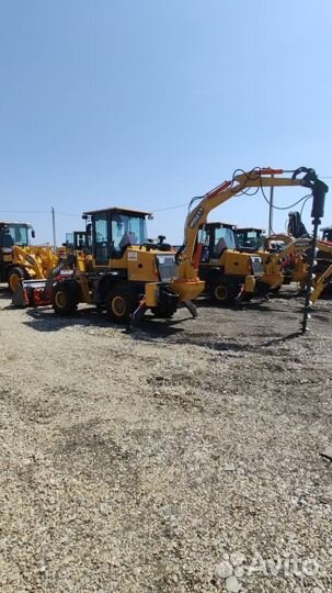 Экскаватор-погрузчик XCMG WZ30-25, 2023