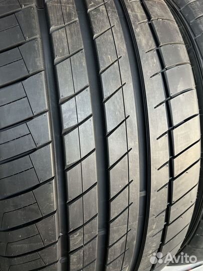 Kapsen RS26 Practical Max HP 255/35 R20 94Y