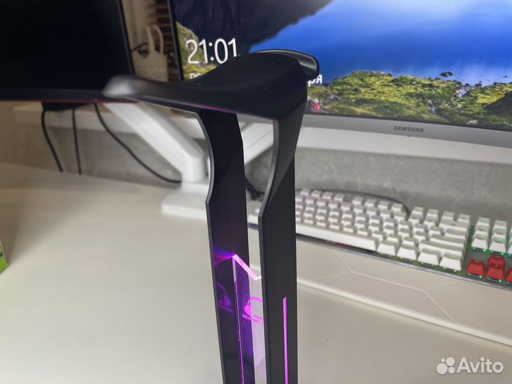 Держатель для наушников RGB