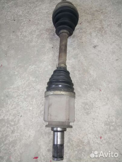 Приводной вал