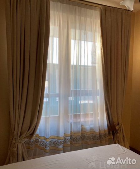 Шторы с ламбрекеном (без тюли)