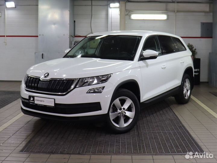 Skoda kodiaq 2021. Skoda kodiaq 2016 — 2022 i серый. Серый skoda kodiaq i 1. Skoda kodiak 2019 серая. Шкода кодиак 2019 дизель.