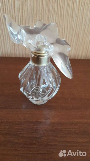 Флаконы от духов Nina Ricci