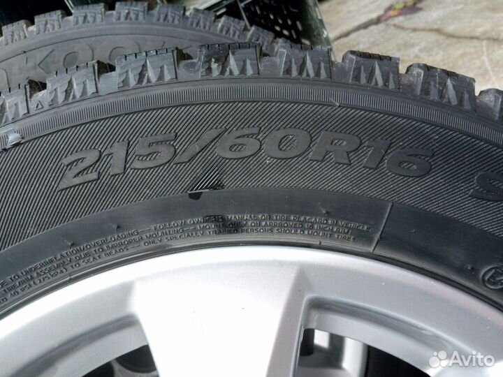 Продам комплект колес от камри