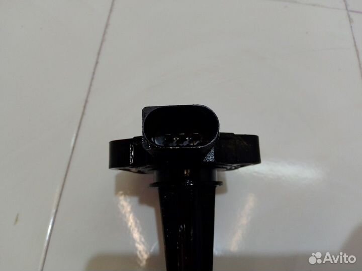 Датчик уровня масла (Jaguar XJ)