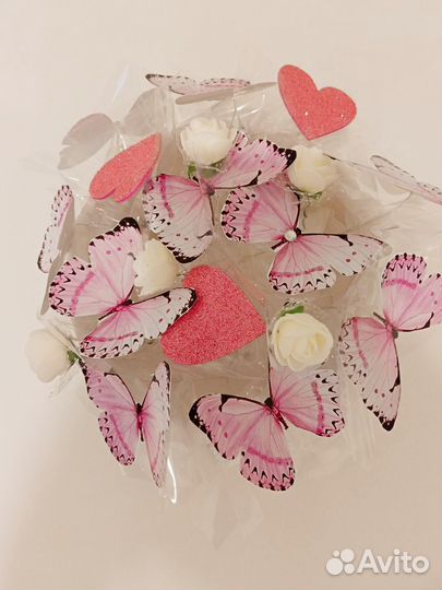 Букет из бабочек в коробке