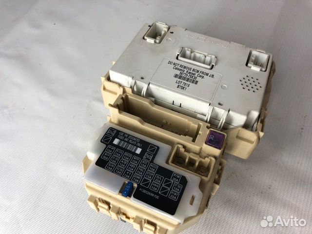 Блок комфорта(BCM) Suzuki Sx4 седан M16A 2008