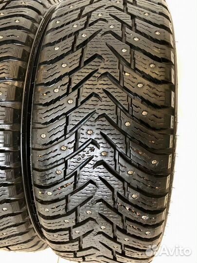 Nokian Tyres Hakkapeliitta 8 SUV 215/65 R17