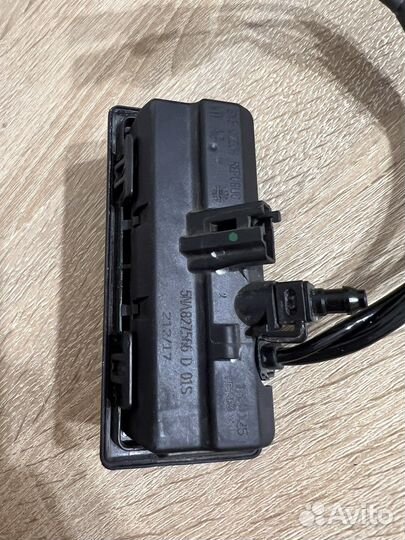 Камера заднего вида на Volkswagen Tiguan 2