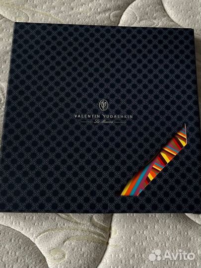 Тарелка «Valentin Yudashkin»