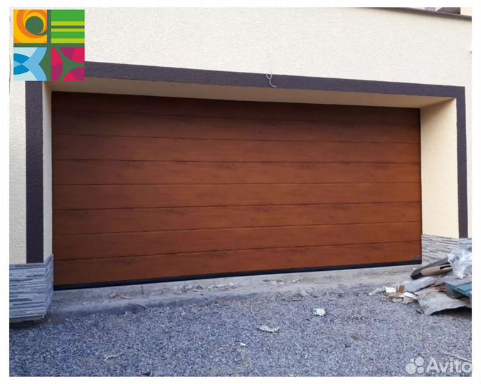 Секционные ворота для гаража alutech