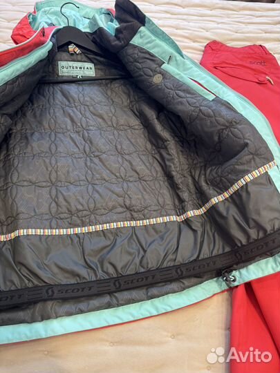 Горнолыжный костюм