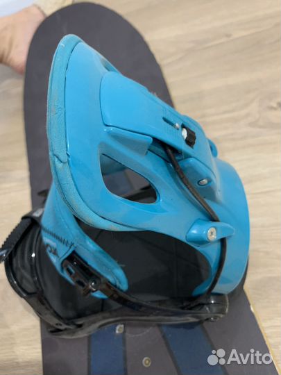 Крепления для сноуборда Volkl Initial