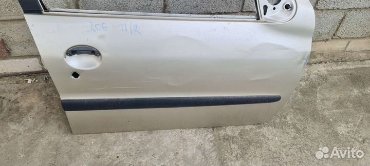 Дверь передняя правая peugeot 206 пежо 206