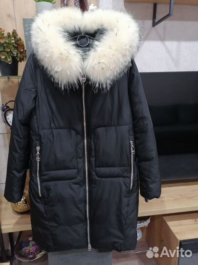 Пуховик зимний длинный женский 44