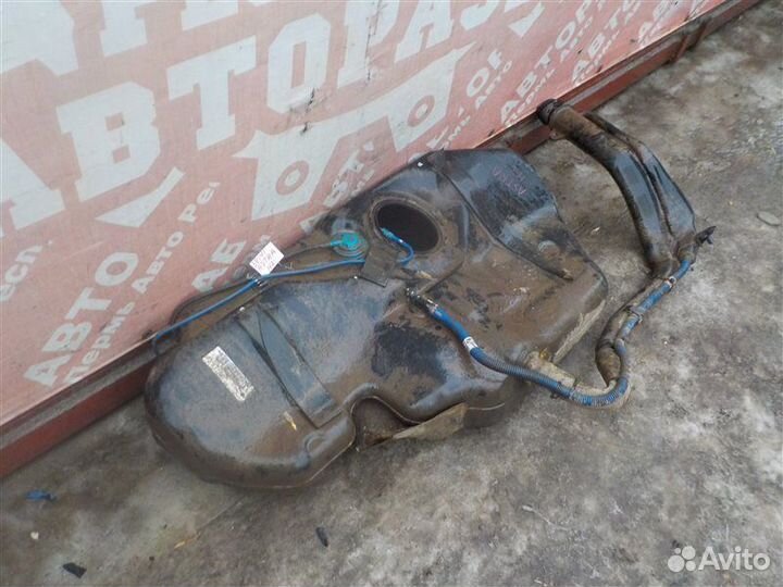 Бензобак Opel Astra-H седан Z18XER 2008