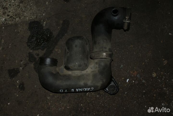 Патрубок воздушного фильтра Toyota Carina E