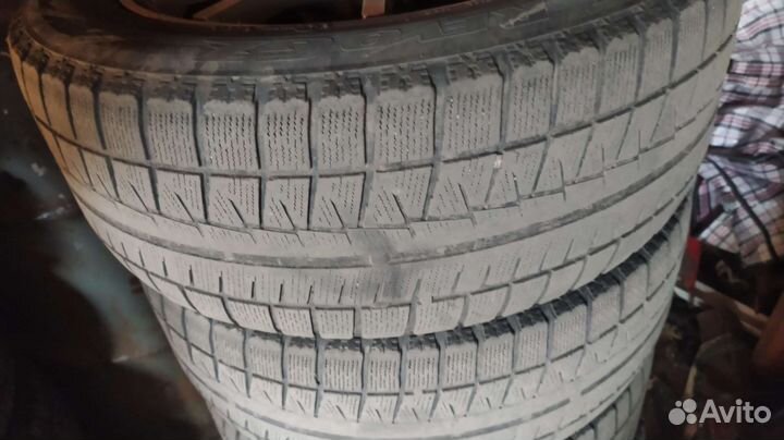 Bridgestone Blizzak Revo GZ 205/55 R16