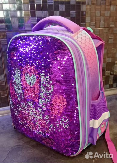 Школьный рюкзак