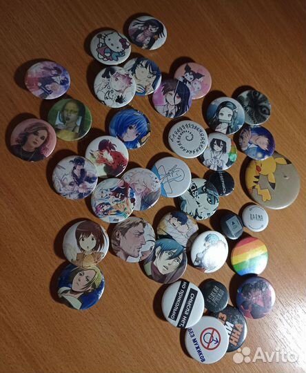 Аниме значки на рюкзак