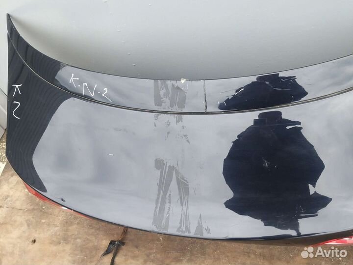 Крышка багажника Volkswagen Passat CC