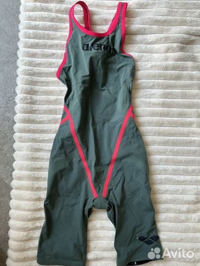 Гидрокостюм arena