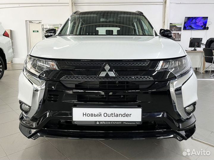 Mitsubishi Outlander 2.4 CVT, 2022