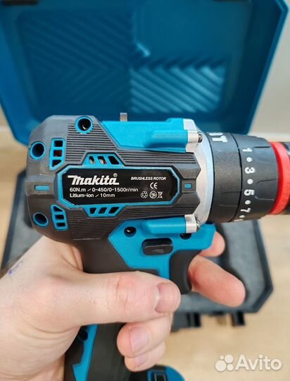 Бесщеточный шуруповерт Makita 20 v