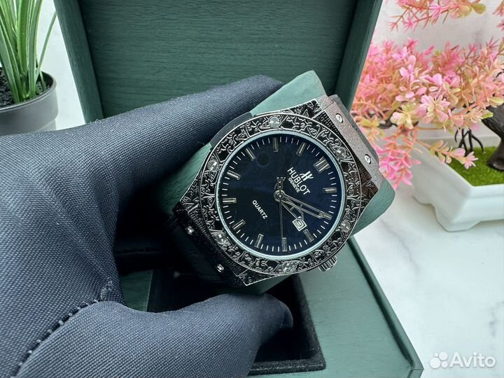 Часы Hublot