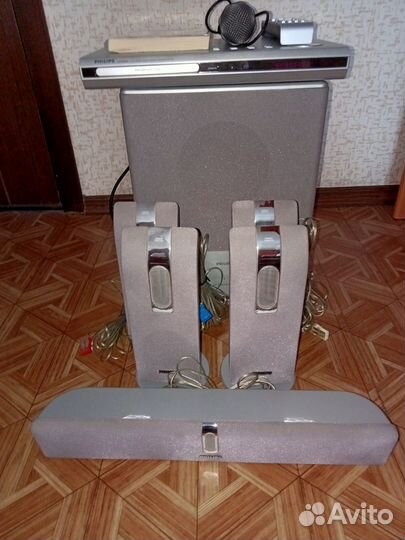 Домашний кинотеатр philips 5.1 LX8300SA
