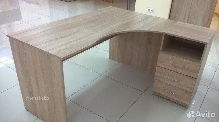 Офисная мебель. Доставка в Сургут из Екатеринбурга