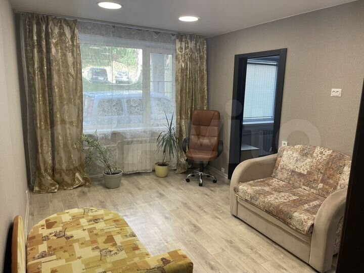 3-к. квартира, 48 м², 1/5 эт.