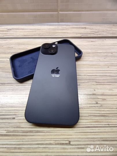 iPhone 15, 128 ГБ