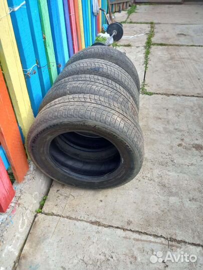 Michelin SM 100 215/70 R16