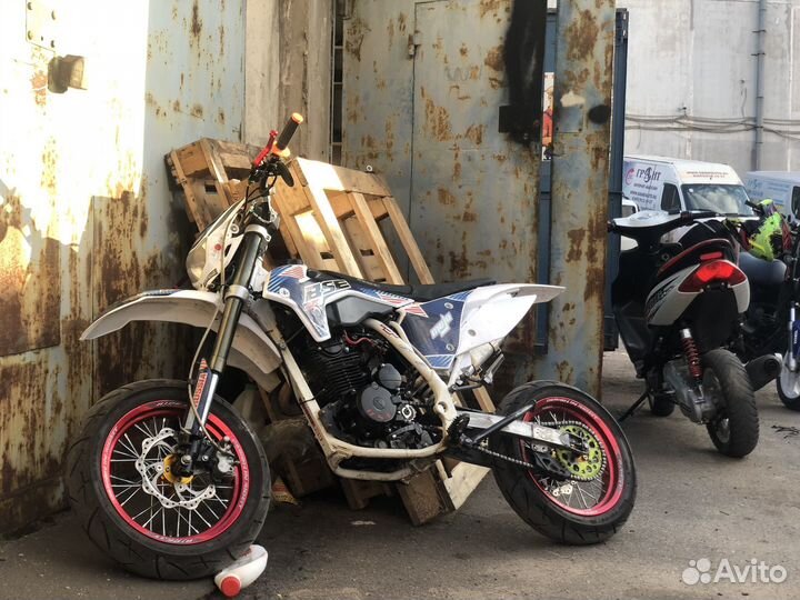 BSE Z1 motard