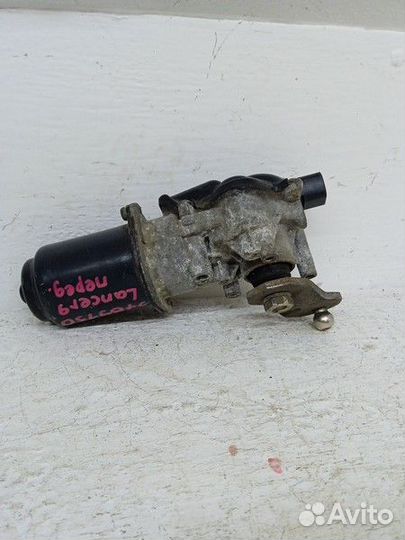 Моторчик стеклоочистителя передний