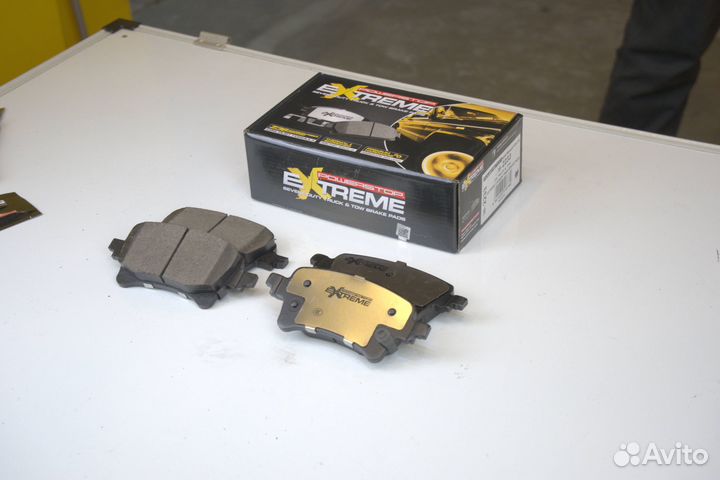 Задние колодки PowerStop на Jeep