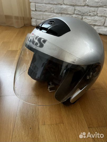 Мотоциклетный шлем IXS