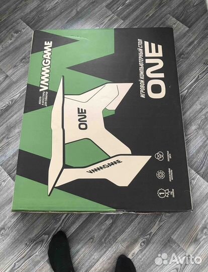 Новый игровой компьютерный стол