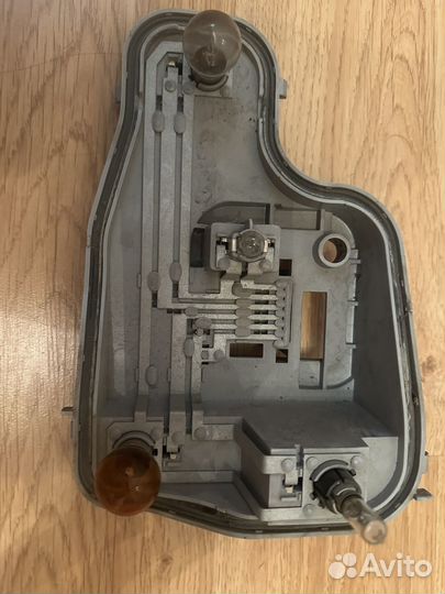 Фара задняя левая