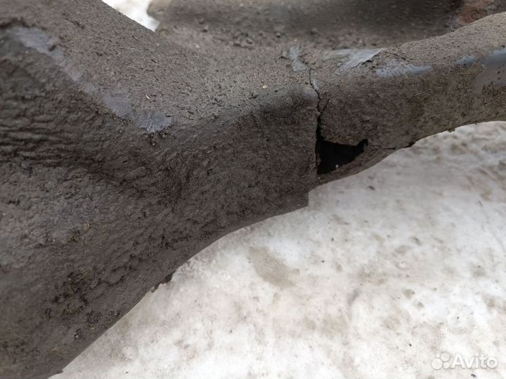 Подрамник Mitsubishi Lancer 9