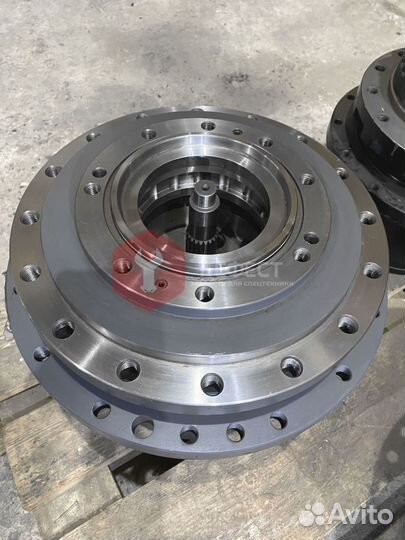 Редуктор хода Hyundai R110-7A xkah-01459