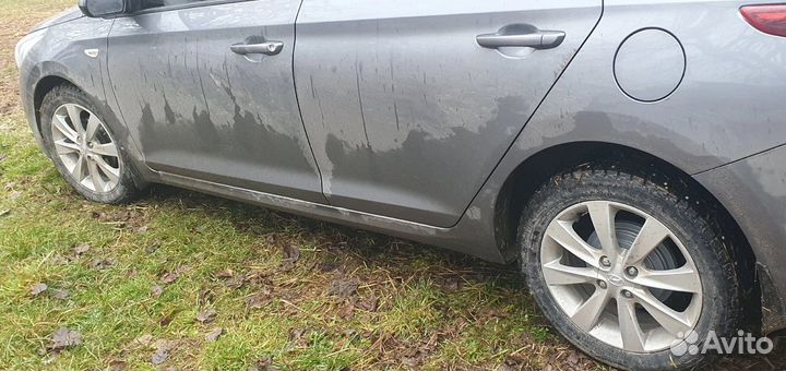 R16 Accelera Accelera 205/50, PCD 4x114.3 DIA 15