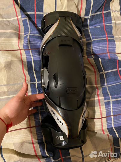 Тайтл: брейсы/наколенники pod k8 2.0